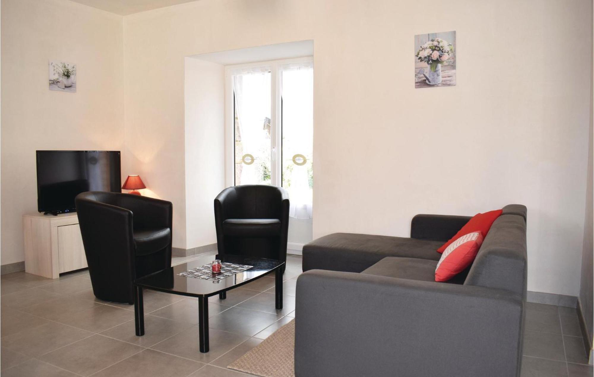 Gorgeous Home In Saint Alban With Kitchen Dış mekan fotoğraf
