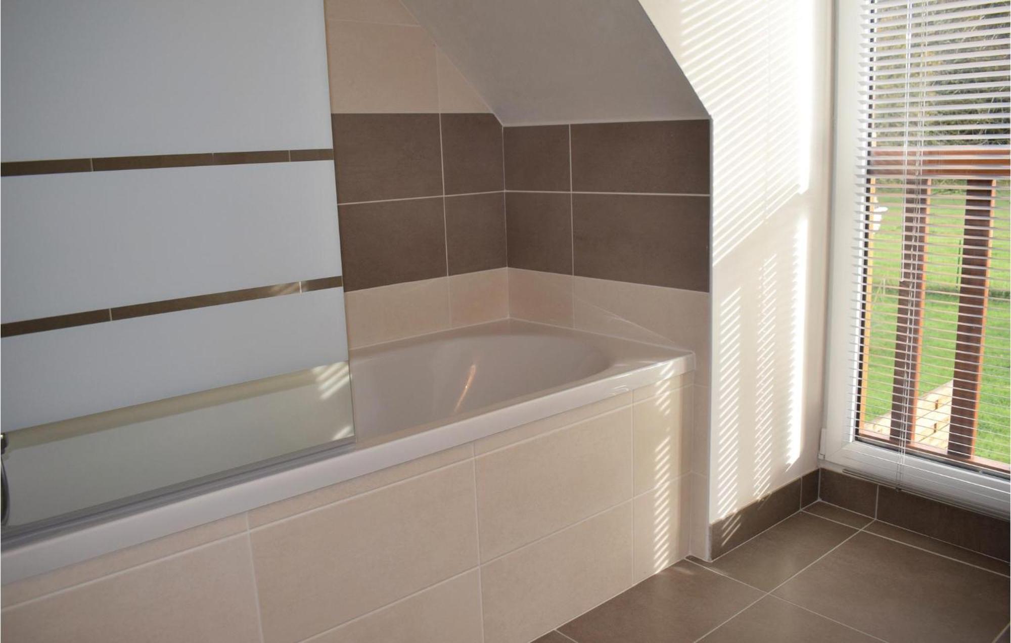 Gorgeous Home In Saint Alban With Kitchen Dış mekan fotoğraf